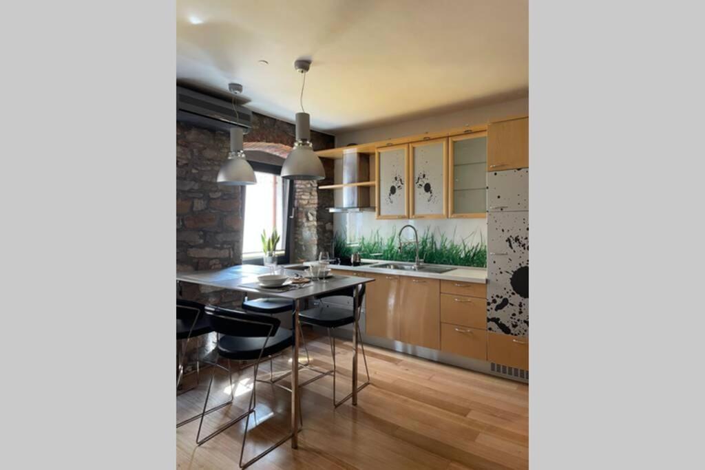 Stylish One Bedroom Apartment Near The Riva Izola Ngoại thất bức ảnh